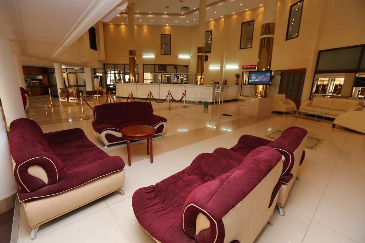 Palace Hotel Ouagadougou Exteriör bild