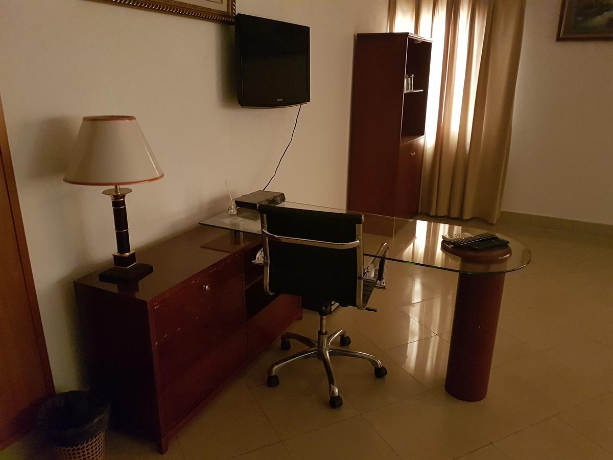 Palace Hotel Ouagadougou Exteriör bild